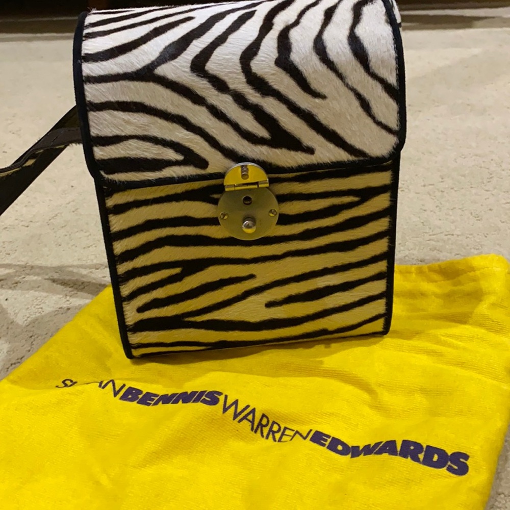 Beautiful Susan Bennis Warren Edwards pony hair bag.